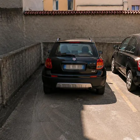 Casa Juli - Free Private Parking - City Center - Park View